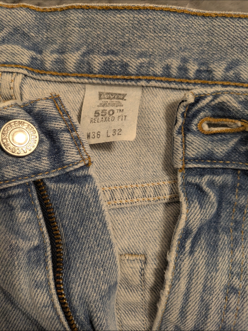 Levi's Men's 550 Relaxed Fit Jeans W36 X L32 - Picture 6 of 6